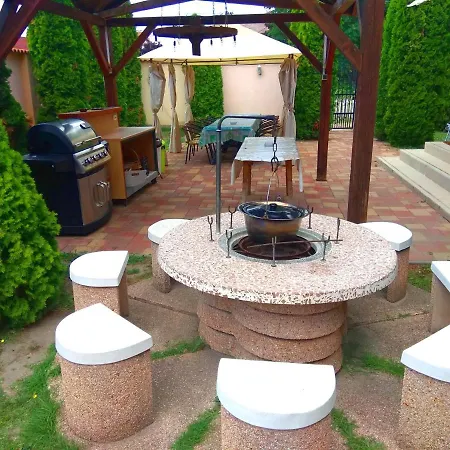 Semesterbostad Koppi Haz Siófok